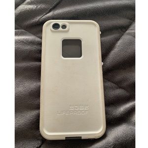 Life proof iPhone 8 case